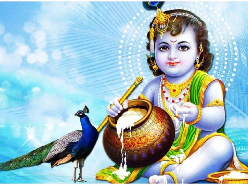 প্রতি বছর, ভাদ্র মাসের কৃষ্ণপক্ষের অষ্টমী তিথিটি ভগবান শ্রীকৃষ্ণের জন্মদিন হিসেবে পালিত হয়। ধর্মীয় বিশ্বাস ও পুরাণ অনুসারে, এই দিনে ভগবান শ্রীকৃষ্ণের জন্ম হয়েছিল বলে মনে করা হয়। এই দিনে ভক্তেরা উপবাস করেন৷ কিন্তু আপনি কি জানেন, কৃষ্ণ জন্মাষ্টমীর দিন দান করার বিশেষ গুরুত্ব রয়েছে। এতটাই যে এটি আপনার ভাগ্যের দরজাও খুলে দিতে পারে। 
