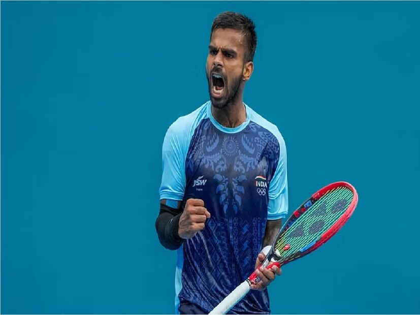 ভারতের শীর্ষস্থানীয় সিঙ্গলস টেনিস খেলোয়াড় সুমিত নাগাল খাবারের জন্য ডাল এবং রুটি অর্ডার করছেন। দু-বারের অলিম্পিক্স পদক বিজয়ী পিভি সিন্ধু, বুধবার নকআউট রাউন্ডে তাঁর স্থান নিশ্চিত করার পরে, বলেছিলেন ফ্যান কাজ করছিল না এদিকে অলিম্পিক্সের সবচেয়ে উষ্ণ রাত ছিল। তবে তিনি নিশ্চিত ছিলেন না যে অন্য লোকেরা ভাল ঘুমাতে সক্ষম হবে।