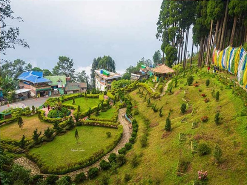 *ছুটির দিন হোক বা উইকেন্ড বন্ধু-বান্ধবের সঙ্গে পাহাড়ি নদীতে স্নান থেকে শুরু করে পরিবারের সঙ্গে পাহাড়ে বসে এক কাপ চা হাতে পাহাড়ের শান্ত শীতল পরিবেশে হারিয়ে যাওয়া সবটাই যেন এক অন্যরকম পাওনা। সংগৃহীত ছবি।
