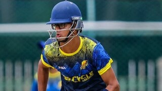 ভাইরাল রাহুল দ্রাবিড়ের ছেলে সমিতের ব্যাটিংয়ের ভিডিও ভাইরাল রাহুল দ্রাবিড়ের ছেলে সমিতের ব্যাটিংয়ের ভিডিও