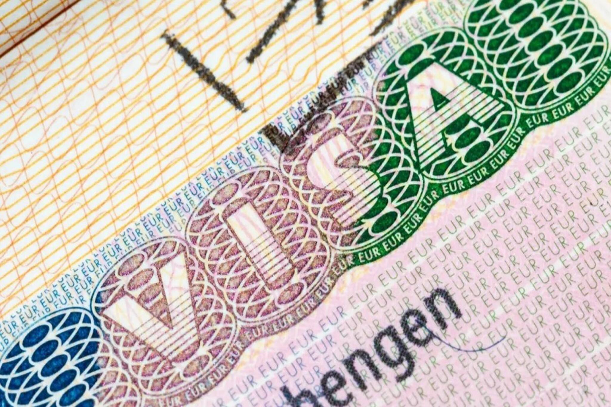 Schengen Visa-র আবেদন বাতিল হয়ে গিয়েছে? ফের আবেদন করার সময় এই ভুলগুলো করবেন না