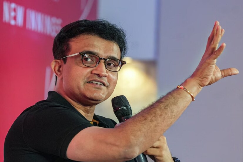 দিল্লির ক্রিকেট ডিরেক্টর সৌরভ গঙ্গোপাধ্যায় দিল্লির কোচ হতে পারেন বলে জল্পনা ছড়ায়। তবে সৌরভ নিজে নাকি এখনই কোচ হিসেবে দায়িত্ব নিতে রাজি নন।