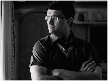 সৌরভের বায়োপিকে টলিউডের মহাতারকা! রণবীর, আয়ুষ্মান বাদ! ডোনা হবেন কে?