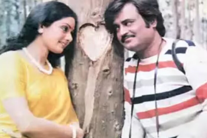 কী ঘটেছিল শ্রীদেবী ও রজনীকান্তের মধ্যে? সে কথাই জানিয়েছেন চলচ্চিত্র নির্মাতা কে বালাচন্দর।রজনীকান্তের সঙ্গেও একাধিক অভিনেত্রীর নাম জুড়েছে। তবে শ্রীদেবীর সঙ্গে তাঁর সম্পর্ক বিশেষ। তাঁদের অন স্ক্রিন রসায়নও ছিল জমজমাট। তামিল, তেলেগু, কন্নড় এবং হিন্দি মিলিয়ে মোট ১৯টি ছবিতে কাজ করেছিলেন দু’জন। তাঁদের প্রথম ছবি ছিল ‘মুন্দ্রু মুদিচু’। 