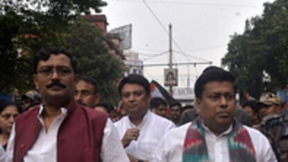 সুকান্ত, রাহুলের বক্তব্যে জোর জল্পনা (File Photo) সুকান্ত, রাহুলের বক্তব্যে জোর জল্পনা (File Photo)