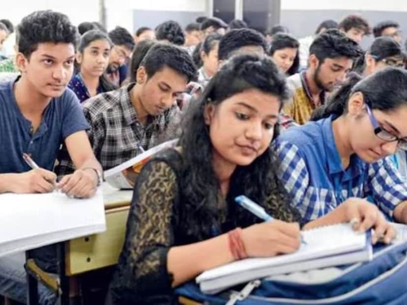 এই ওয়েবসাইটের মাধ্যমে আবেদন করা যেতে পারেকোর্সের জন্য আবেদন প্রক্রিয়া শুরু হয়েছে। যেখানে শিক্ষার্থীরা অগাস্টের শেষ সপ্তাহ পর্যন্ত আবেদন করতে পারবেন। এর জন্য তাদের বিভাগের ওয়েবসাইট www.scvtup.in-এ গিয়ে আবেদন করতে হবে। যেখানে জেনারেল ক্যাটাগরি এবং অনগ্রসর শ্রেণীর শিক্ষার্থীদের জন্য ২৫০ টাকা আবেদন ভর্তি ফি দিতে হবে।