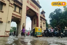প্রবল বৃষ্টিতে রাস্তাই পুকুর, রেল স্টেশন থেকে বিশ্ববিদ্যালয় চত্বর জলে-জল
