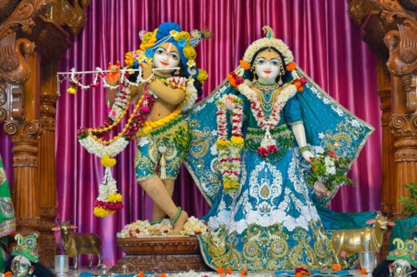  এই বছর ভাদ্রপদ মাসের শুক্লপক্ষের অষ্টমী তিথি ১০ সেপ্টেম্বর মঙ্গলবার রাত ১১:১১ মিনিট থেকে শুরু হচ্ছে এবং এই তিথি বুধবার, ১১ সেপ্টেম্বর রাত ১১:৪৬ মিনিটে শেষ হবে৷ উদয়তিথির ভিত্তিতে ১১ সেপ্টেম্বর রাধা অষ্টমীর পবিত্র উৎসব পালিত হবে।