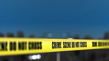 মুম্বই শহরে খুন এক তরুণী মুম্বই শহরে খুন এক তরুণী