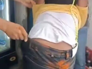 যুবককে নির্যাতনের অভিযোগ। যুবককে নির্যাতনের অভিযোগ।