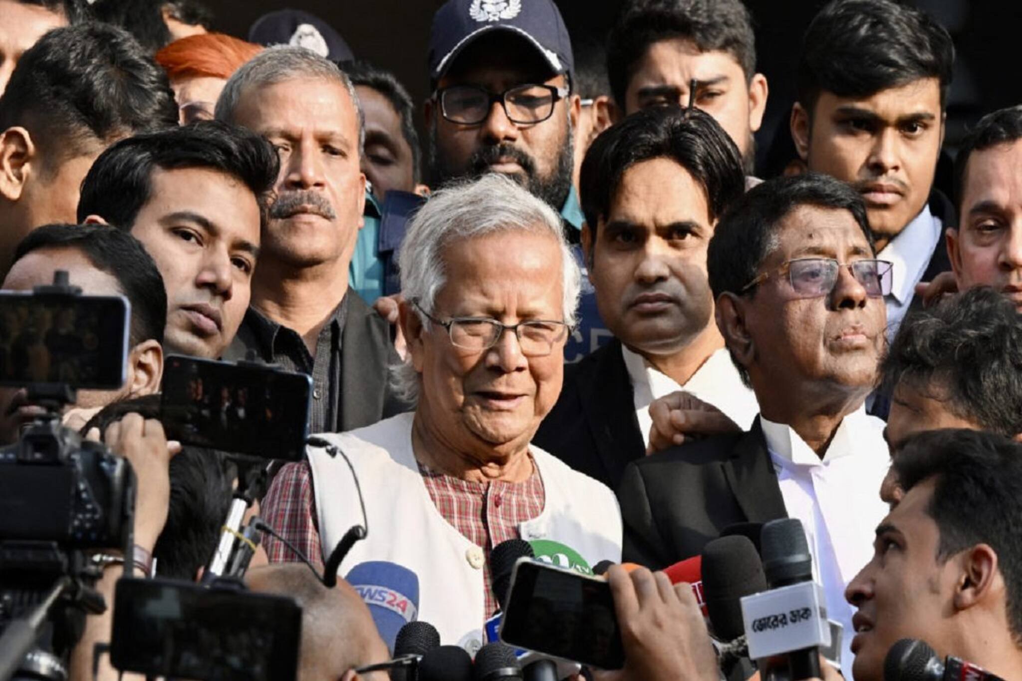 ‘বাংলাদেশে হিন্দু-সংখ্যালঘুদের সুরক্ষা দিতে হবে’, ফের কড়া বার্তা ভারতের