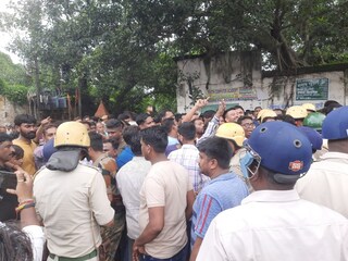 ভাটপাড়ায় অশান্তি৷ ভাটপাড়ায় অশান্তি৷