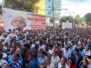 শেষযাত্রায় বুদ্ধদেব।