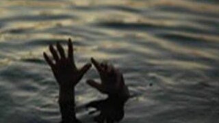 গঙ্গায় তলিয়ে গেল এক যুবক প্রতীকী ছবি গঙ্গায় তলিয়ে গেল এক যুবক প্রতীকী ছবি