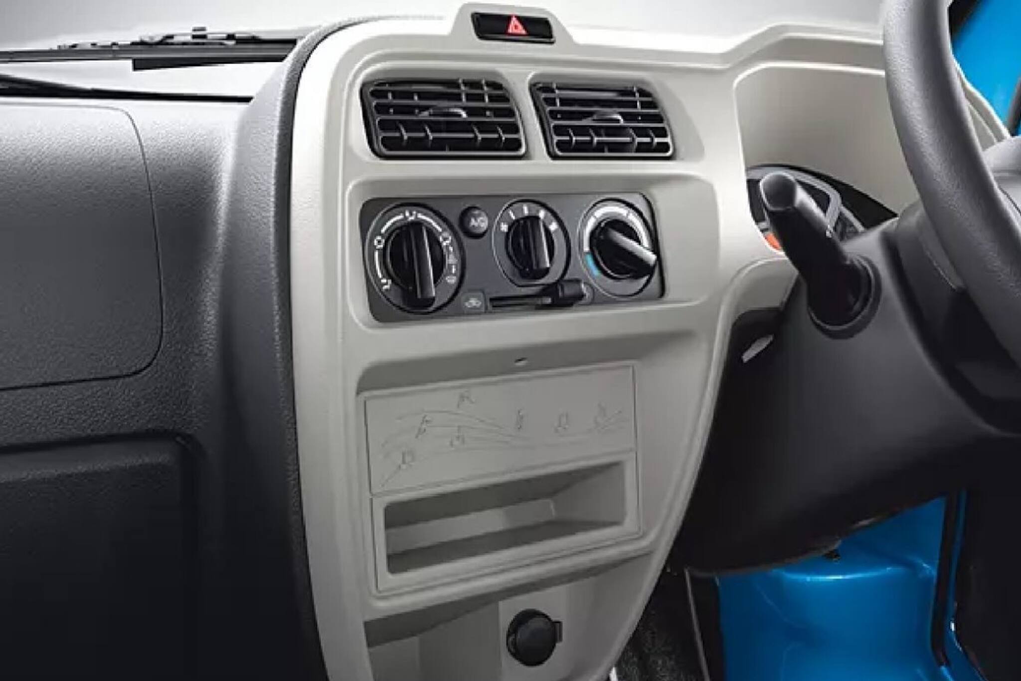 'এই' গাড়ি এখন চোরদের টার্গেট! সাইলেন্সার খুলে বেচে দিলেই মোটা টাকা