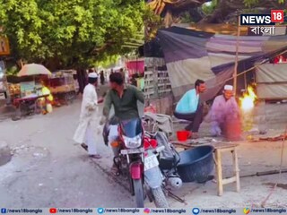 ভিডিওতে দেখা যাচ্ছে হঠাৎ করেই গ্যাস সিলিন্ডারে আগুন ধরে গিয়েছিল৷