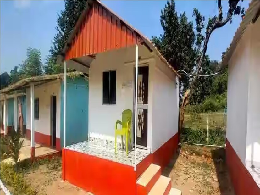 আর এর জন্যই 'এসো এসো আমার ঘরে এসো'। রবিঠাকুরের এই কথাটি 'এক্সপেরিয়েন্স বেঙ্গলের' ট্যাগ লাইনে তুলে ধরা হয়েছে। যাতে পর্যটকেরা খুব সহজেই আলাদাভাবে রাজ্যের হোমস্টের পর্যটন প্রতিষ্ঠানগুলিকে চিহ্নিত করতে পারে।