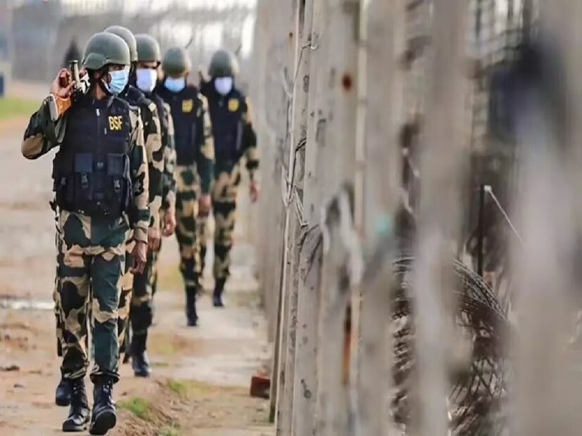 ভারত নেপাল সীমান্ত ১৭৫৮ কিমি। সীমান্ত বিহার, উত্তরাখণ্ড, উত্তর প্রদেশ, পশ্চিমবঙ্গ এবং সিকিম ছুঁয়েছে।