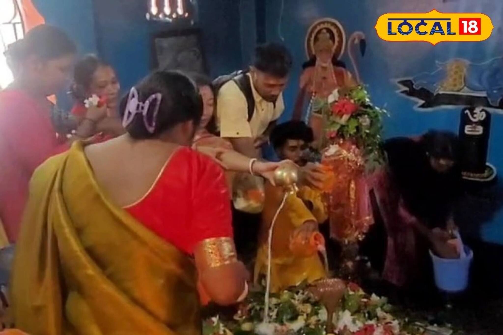 শ্রাবণের তৃতীয় সোমবার তোর্ষা কালীবাড়িতে ভক্তদের উপচে পড়া ভিড়