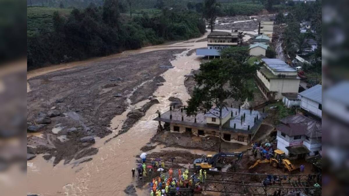 ঝড়-বৃষ্টির মধ্যে আটঘণ্টার দুঃসাহসিক অভিযান, কেরলে রক্ষা পেল চার শিশুর প্রাণ