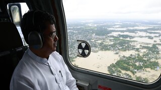 এমবিবি বিমানবন্দরে MI-17 হেলিকপ্টারে চেপে বসেন ত্রিপুরার মুখ্যমন্ত্রী মানিক সাহা