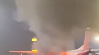 মুম্বই বিমানবন্দরে আগুন!