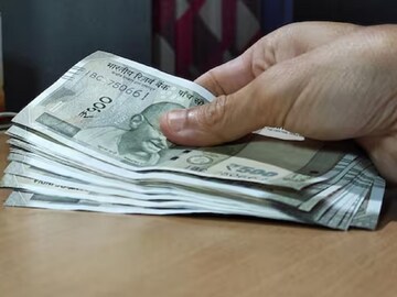 HDFC ব্যাঙ্কে ৩৫ মাস মেয়াদে ৩,৫০,০০০ টাকার FD করছেন? কত রিটার্ন পাবেন দেখুন