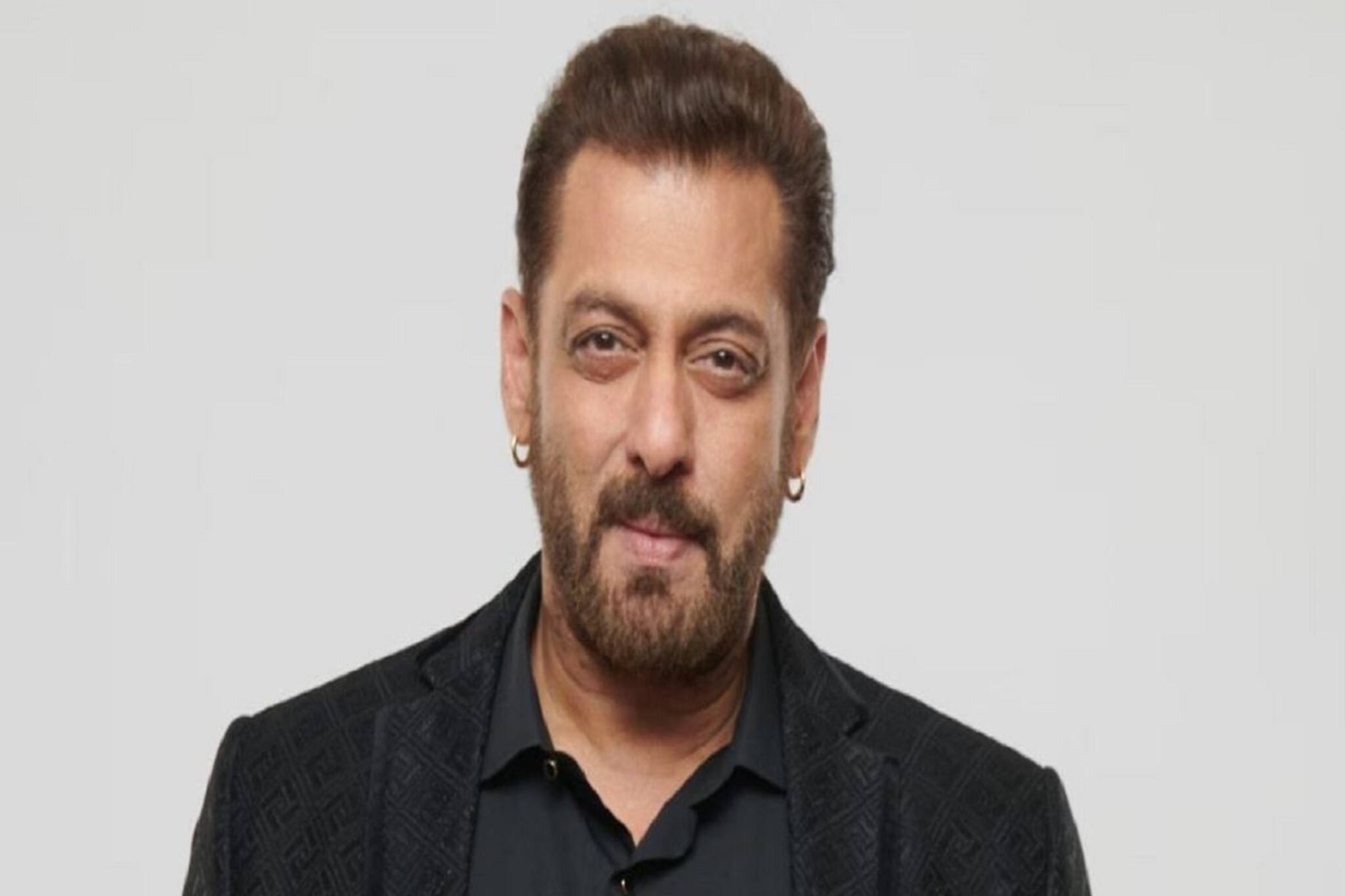 ‘গ্যালাক্সি অ্যাপার্টমেন্টে আমরা বড় হয়েছি’, সলমনের সঙ্গে বলিউডে কার এত বন্ধুত্ব?