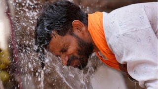 উত্তরপ্রদেশের কনৌজ জেলার ১০ গ্রামের পানীয় জল পানের অযোগ্য(AP Photo)