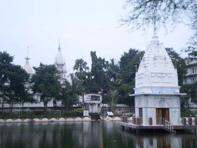 ১২০২ সালে রাজা লক্ষ্মণ সেনের সময় বখতিয়ার খলজি এই জনপদ জয় করেন, যা বাংলায় মুসলিম সাম্রাজ্যের সূচনা করে। এই শহর ছিল সেই সময়ে বিদ্যালাভের পীঠস্থান ও একে বলা হত বাংলার অক্সফোর্ড।