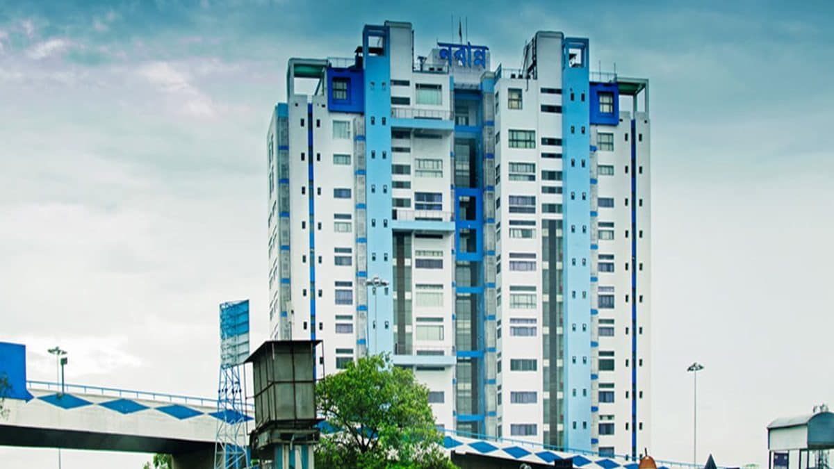 ভারত-পাকিস্তান সংঘাতের আবহে নবান্নে জরুরি বৈঠক… সীমান্তের জেলা নিয়ে বিশেষ নির্দেশ