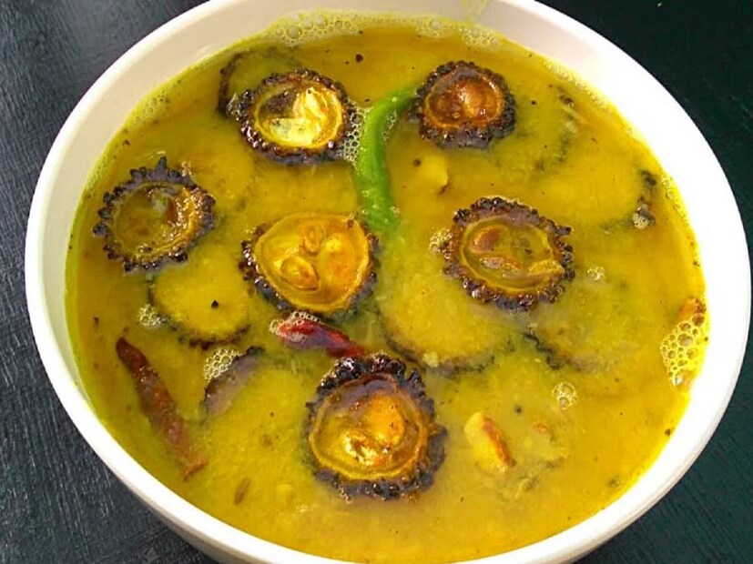 প্রোটিনের পাওয়ারহাউজ মুগ ডাল। একাধিক পুষ্টিগুণে সমৃদ্ধ এই ডাল। ২০০ গ্রাম মুগ ডালে থাকে ২১২ ক্যালরি, ০.৮ গ্রাম ফ্যাট, ১৪.২ গ্রাম প্রোটিন, ৩৮.৭ গ্রাম কার্বোহাইড্রেট, ১৫.৪ গ্রাম ফাইবার। এছাড়াও থাকে ফোলেট, ম্যাঙ্গানিজ, ম্যাগনেশিয়াম, ফসফরাস, আয়রন, কপার, পটাশিয়াম, জিংক ও ভিটামিন ব২, ব৩, ব৫, ব৬ ও সেলেনিয়াম। 