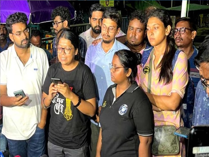 তৃতীয় দাবি, পুলিশ কমিশনার বিনীত গোয়েলের অপসারণ এবং ডিসি নর্থ ও ডিসি সাউথের বিরুদ্ধে পদক্ষেপ। 