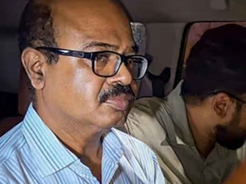 এই ষড়যন্ত্রে হাসপাতাল কর্তৃপক্ষ ও অন্যান্য কিছু ব্যক্তির সঙ্গ ওসি টালাও ছিলেন। তথ্য পরিবর্তন করা হয়েছে ইচ্ছাকৃত ভাবে। অভিযোগ, ‘কগনিজেবল অফেন্স’ বা অপরাধ হওয়া সত্ত্বেও সঠিক আইন মেনে এফআইআর করা হয়নি। 