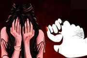 মহিলা শিক্ষা কর্মীর অশ্লীল ছবি তোলা, অশালীন স্পর্শের অভিযোগ শিক্ষকের বিরুদ্ধে