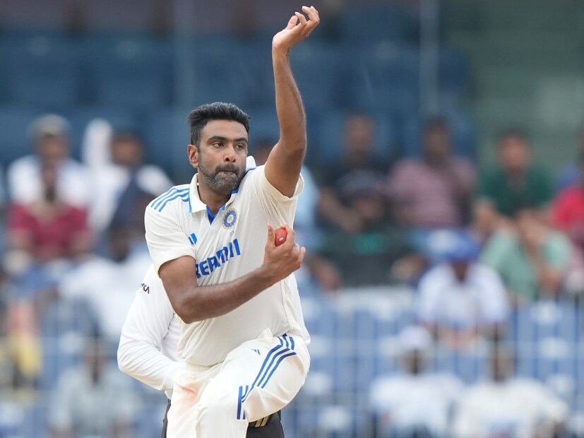 বিশ্বের অন্য তম সেরা ব্যাটারের বিরুদ্ধে আরও একবার সেই দ্বৈরথ শুরুর আগে বড় কথা বলে দিলেন ভারতের তারকা স্পিনার। স্মিথকে আউট করার জন্য যে তিনি আলাদা করে 'ব্রহ্মাস্ত্র' তৈরি করে রেখেছেন তা সাফ জানিয়ে দিলেন রবিচন্দ্রন অশ্বিন।