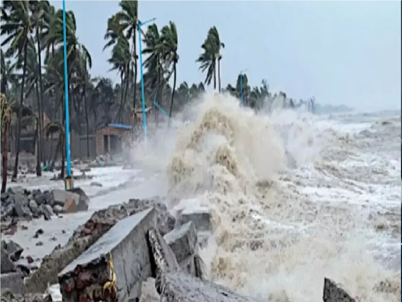 কিন্তু সিস্টেমের তীব্রতা এবং ট্র্যাক এই সময়ে অনিশ্চিত রয়ে গেছে কারণ বিভিন্ন আবহাওয়া মডেল এই ঘূর্ণিঝড়ের সম্ভাবনা তৈরির পূর্বাভাসে ভিন্ন। Photo- File