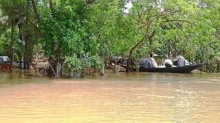  খানাকুলের বন্যা পরিস্থিতির সামান্য উন্নতি হয়েছে৷ 