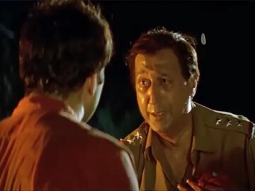 বাবার চরিত্রের জন্য পুরস্কার জিতেছিলেন অমরিশ পুরি, অথচ নায়কের ঝুলি ছিল ফাঁকা!