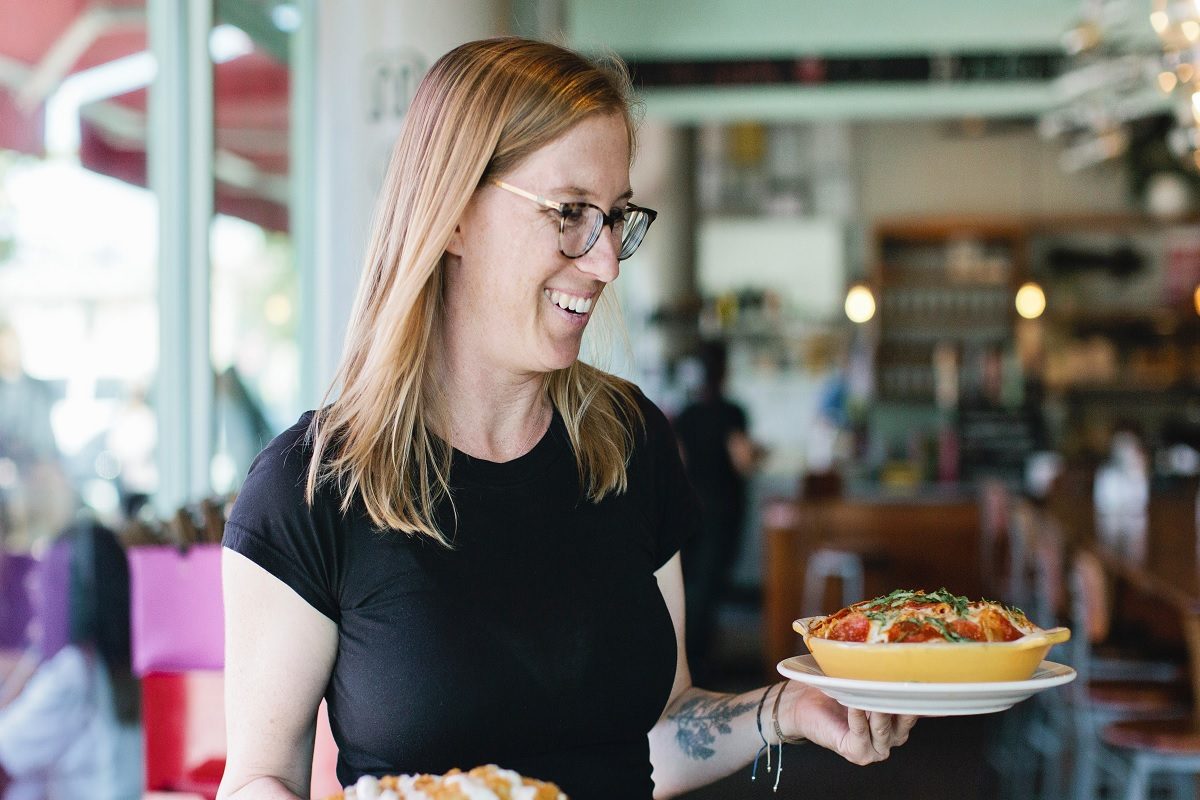 কী ছিলেন আর কী হলেন! ইরিন এখন কোটি কোটি টাকার মালকিন, কীভাবে? জানলে চমকে যাবেন কী ছিলেন আর কী হলেন! ইরিন এখন কোটি কোটি টাকার মালকিন, কীভাবে? জানলে চমকে যাবেন