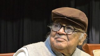  গুরুতর অসুস্থ মনোজ মিত্র