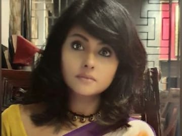 লাগাতার ধর্ষণের হুমকি! অভিযোগ টলি অভিনেত্রীর