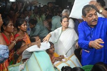 'এ কষ্ট চোখে দেখা যায় না!' আবার সেই পুরনো ফর্মে! বাঁকুড়ায় যা করলেন মমতা...দেখুন