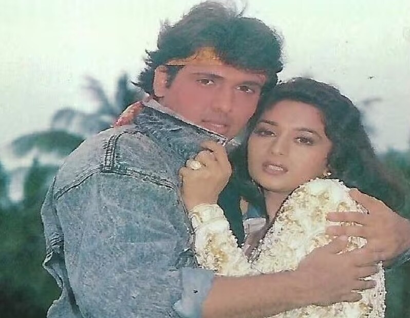 নিজের এক সাক্ষাৎকারে গোবিন্দা নিজেই জানিয়েছিলেন যে, নিজের সেক্রেটারিকে ফোন অন করে ডেভিড ধাওয়ানের সঙ্গে পাঠিয়েছিলেন গোবিন্দা। এই সময় তিনি শোনেন যে, ডেভিড বলছেন, ‘গোবিন্দা অতিরিক্ত প্রশ্ন করতে শুরু করেছেন। আমি আর ওঁর সঙ্গে কাজ করব না’। এহেন কথা শুনে গোবিন্দা মাস ছ’য়েক কথা বলেননি ডেভিডের সঙ্গে। সেখান থেকেই তাঁদের সম্পর্কে চিড় ধরে। এই কথা এক সাক্ষাৎকারে নিজেই জানিয়েছিলেন অভিনেতা।