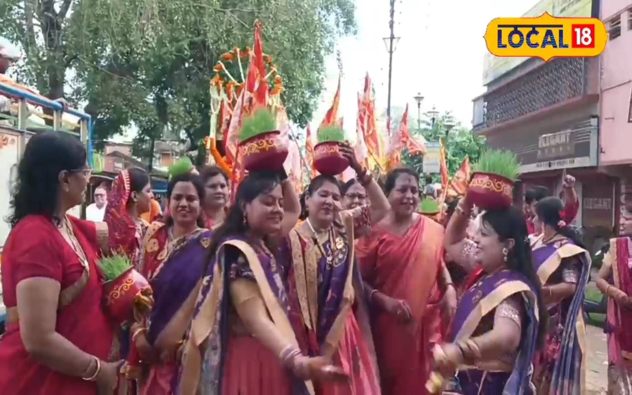 Jhargram News: নারীকল্যাণে আঁধারে আলো রানি সতী দাদি, এ বার ঝাড়গ্রামেও তিনি পূজিতা