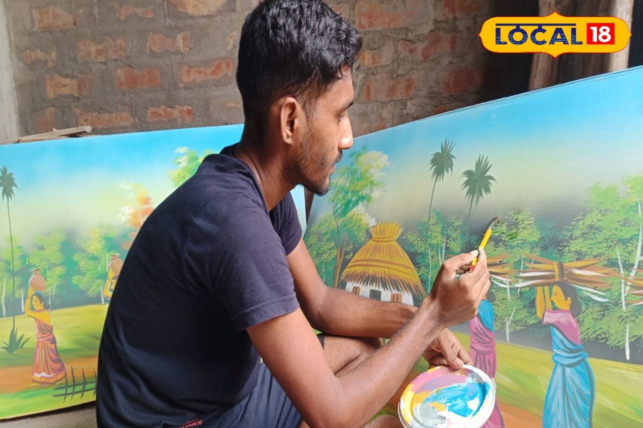 অভাবের সংসার, পেট চালাতেই শুরু আঁকা, মণ্ডপ সজ্জায় নজর কাড়ছেন তরুণ শিল্পী