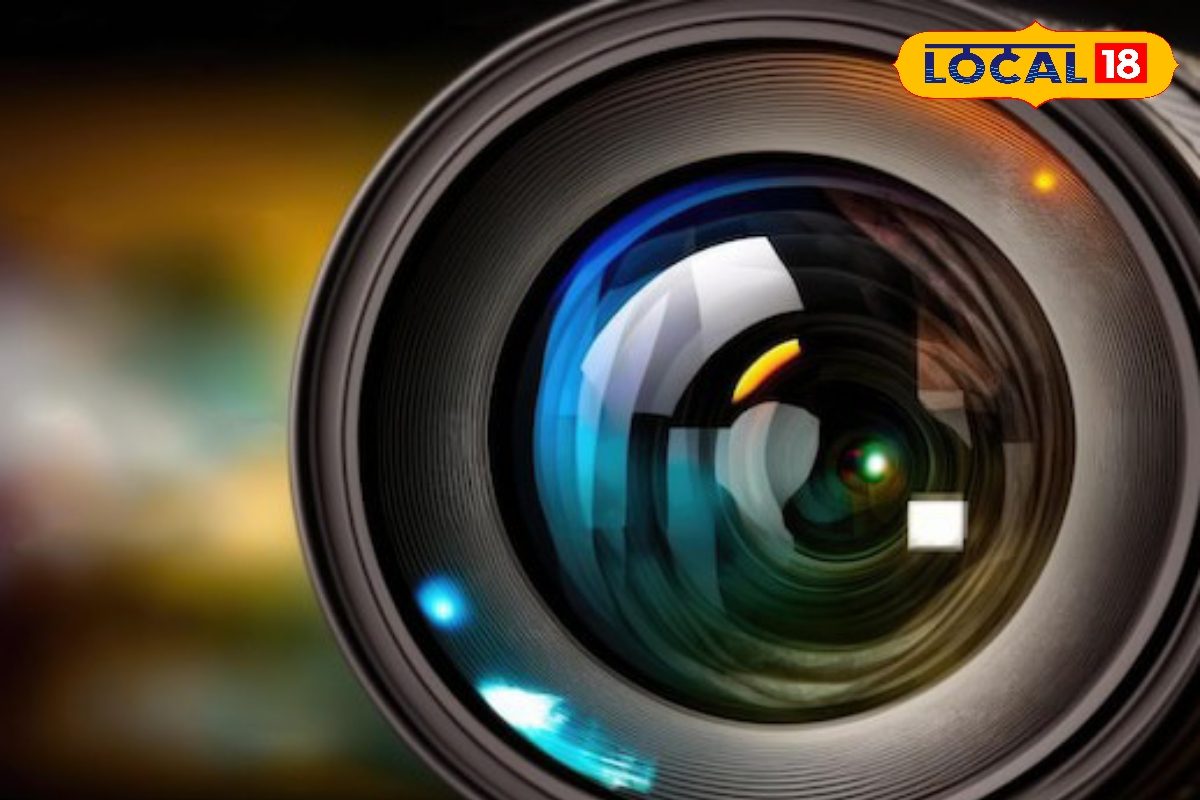 স্মার্টফোনেই উঠবে দুর্দান্ত ছবি! পদ্ধতি শেখালেন অভিজ্ঞ ফোটোগ্রাফার স্মার্টফোনেই উঠবে দুর্দান্ত ছবি! পদ্ধতি শেখালেন অভিজ্ঞ ফোটোগ্রাফার