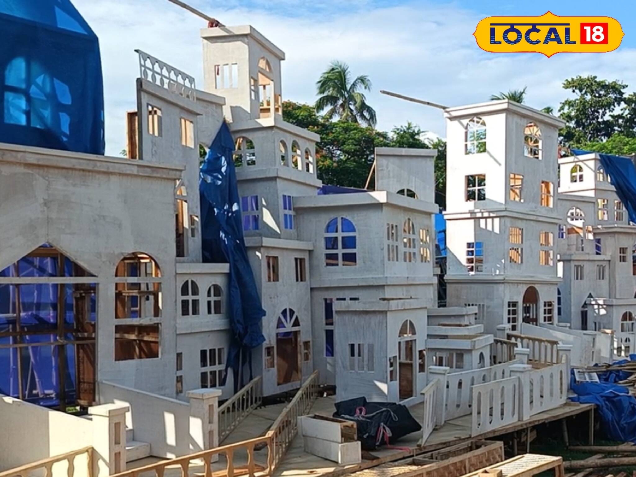 ৬০ বছরের দুর্গাপুজোয় বিশেষ চমক তো হবেই! দিনহাটার পুজো ঘিরে উন্মাদনা তুঙ্গে