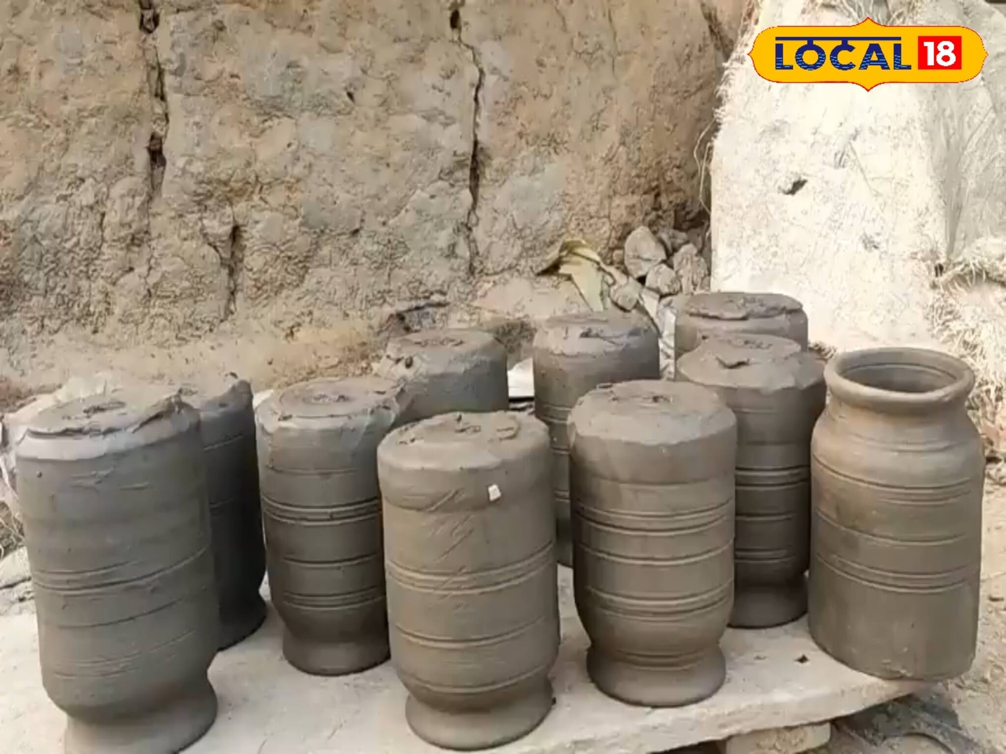 দামও কম, স্বাস্থ্যসম্মত! তাই প্রতিদিন চাহিদা বাড়ছে এই মাটির তৈরি বয়ামের 