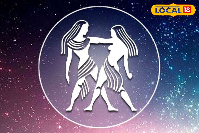 মিথুনঃ মিথুন রাশির দশম ঘরে চন্দ্রগ্রহণ ঘটতে চলেছে। এতে আপনার সম্পদ বৃদ্ধি পাবে। আপনি আপনার কর্মজীবনে নতুন দায়িত্ব পেতে পারেন যা সাফল্য প্রদান করবে। যা আপনাকে দীর্ঘদিন ধরে বিরক্ত করছে তা বাধা হয়ে উঠবে না।